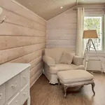 Saaruan Aurinko By Interhome